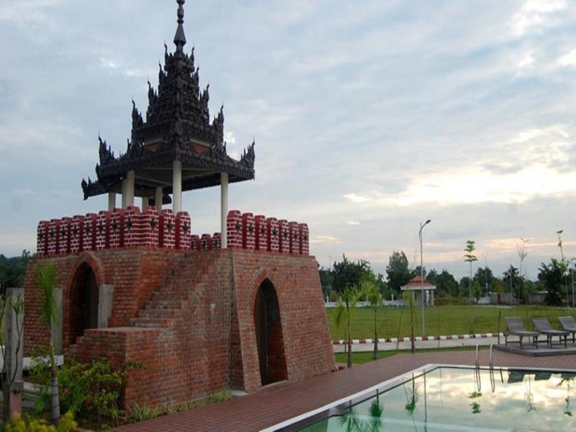 Man Myanmar Hotel Naypyidaw Exterior foto