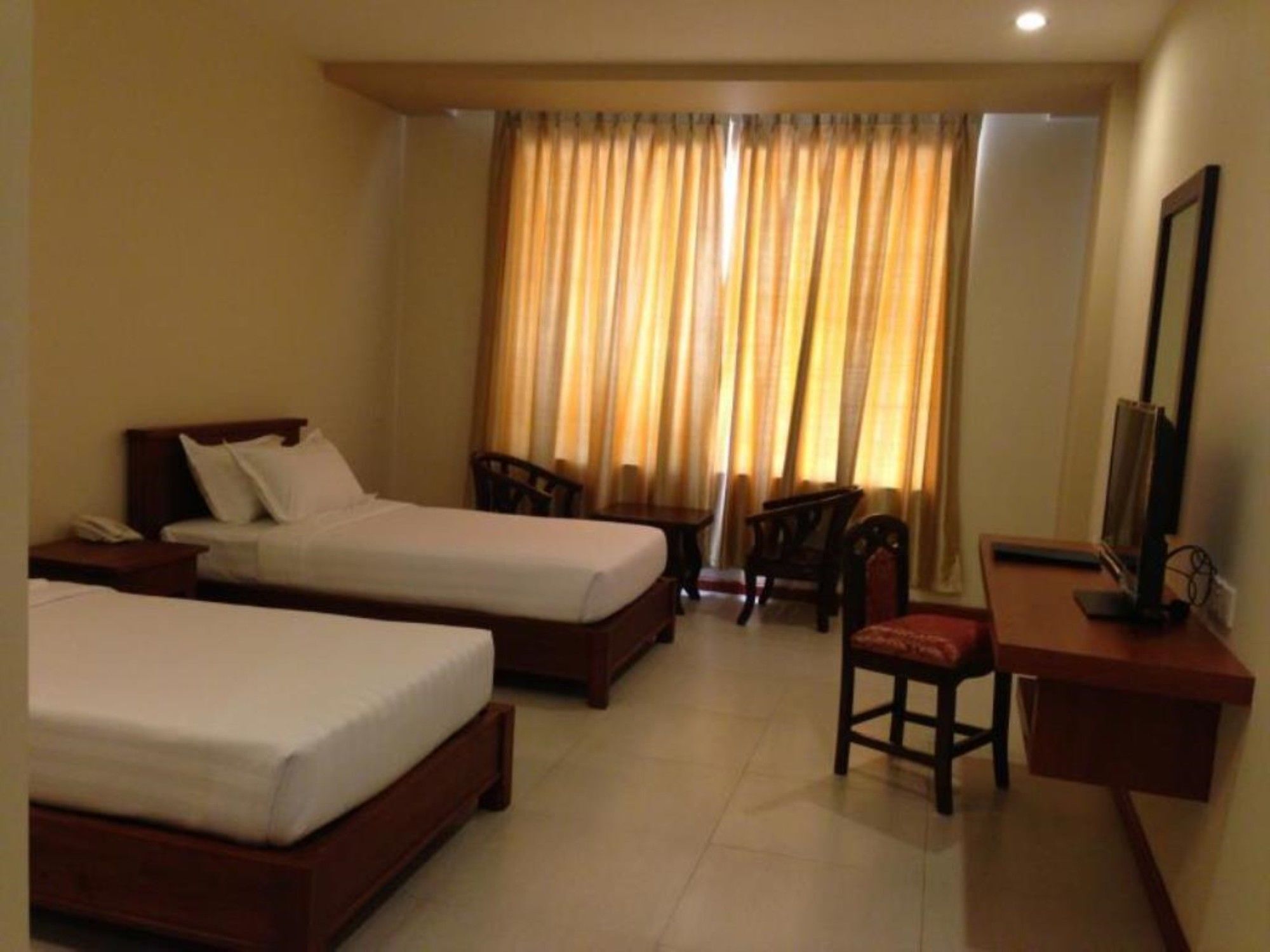 Man Myanmar Hotel Naypyidaw Exterior foto